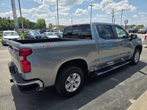 Used 2023 Chevrolet Silverado 1500 LT w/ Safety Package AWD/4WD image 5