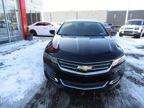 Used 2017 Chevrolet Impala LT w/ Leather Package image 3