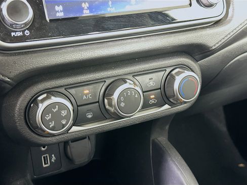 Used 2024 Nissan Versa S w/ Trunk Package image 23