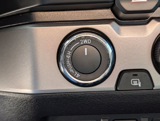 Used 2023 Toyota Tacoma SR AWD/4WD image 17