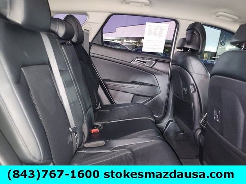Used 2023 Kia Sportage EX image 27
