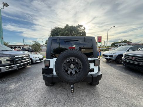 Used 2017 Jeep Wrangler Unlimited Sport w/ Quick Order Package 24S AWD/4WD image 4