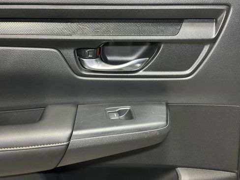 Certified 2025 Honda CR-V Sport image 31