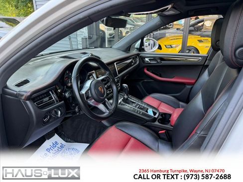 Used 2019 Porsche Macan AWD/4WD image 9