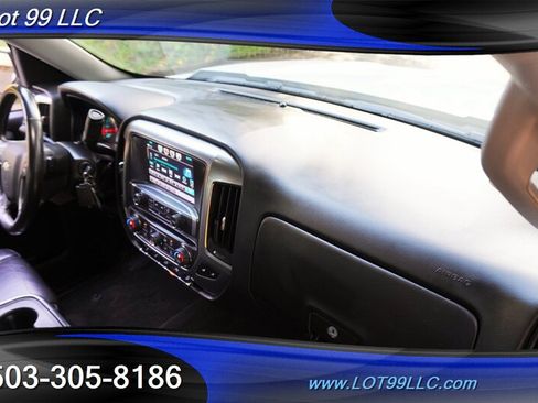 Used 2018 Chevrolet Silverado 1500 LT w/ All Star Edition AWD/4WD image 19