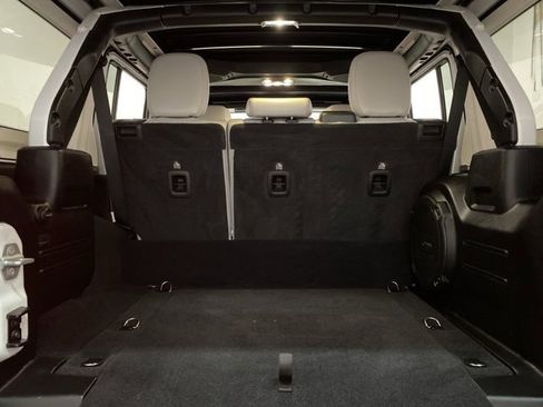 Used 2021 Jeep Wrangler Unlimited Sahara image 83