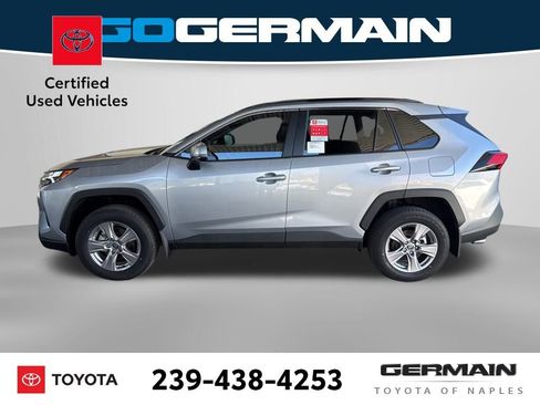 Used 2025 Toyota RAV4 XLE image 3