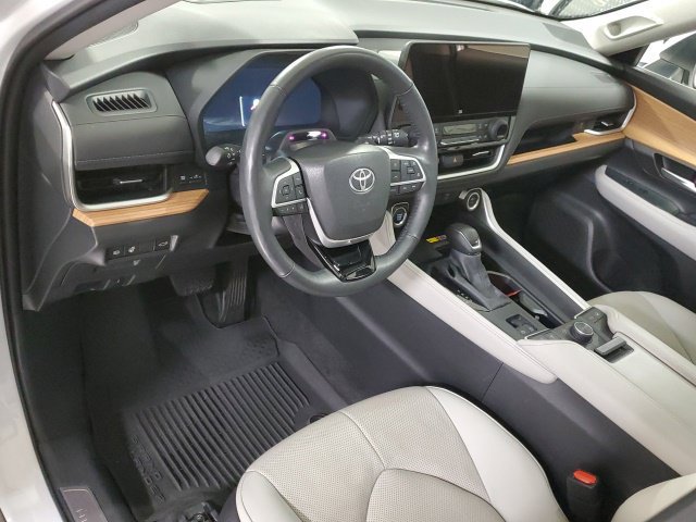 Used 2025 Toyota Grand Highlander AWD image 14