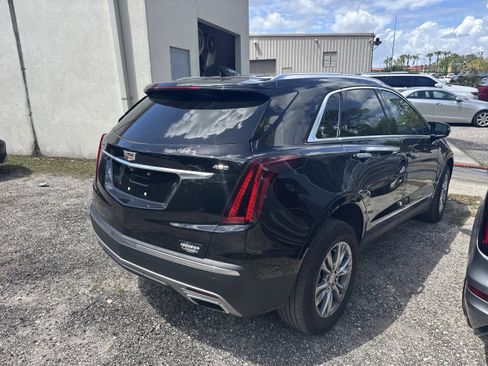 Certified 2023 Cadillac XT5 Premium Luxury w/ Technology Package image 3