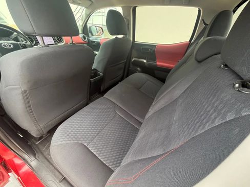 Used 2020 Toyota Tacoma SR5 image 13