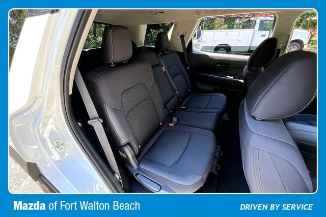 Used 2024 Nissan Pathfinder SV AWD/4WD image 21