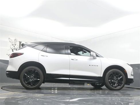 New 2025 Chevrolet Blazer RS w/ Driver Confidence II Package image 31
