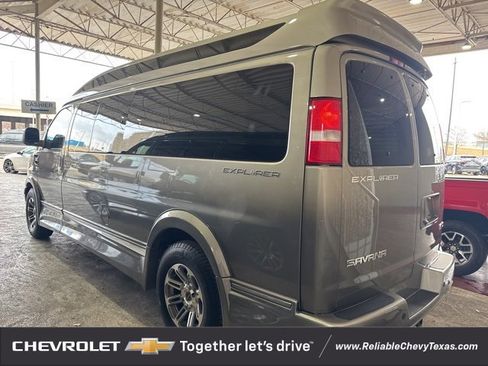 Used 2022 GMC Savana 2500 Work Van w/ Enhanced Convenience Package image 5