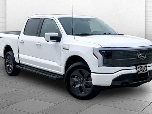 Used 2022 Ford F150 Lightning Lariat w/ Equipment Group 511A High AWD/4WD image 1
