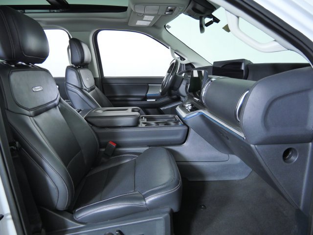 Certified 2025 Ford Expedition Max Platinum AWD/4WD image 12
