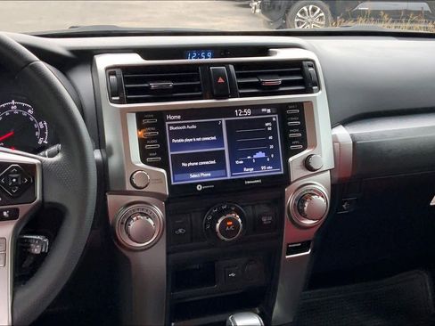 Used 2022 Toyota 4Runner SR5 image 6