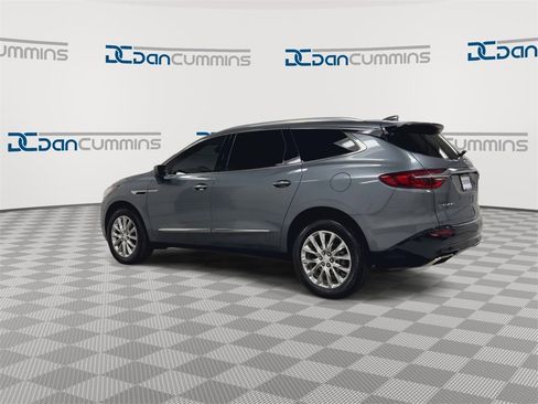 Used 2020 Buick Enclave Essence image 6