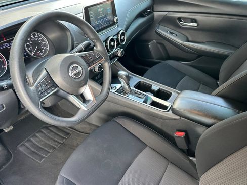 Used 2024 Nissan Sentra SV FWD image 10