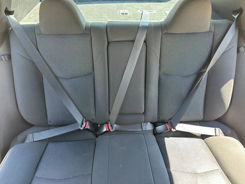 Used 2012 Dodge Avenger SXT FWD image 16