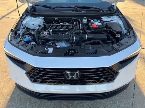 Used 2023 Honda Accord EX image 18