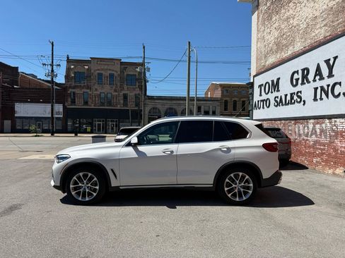 Used 2019 BMW X5 xDrive40i w/ Convenience Package AWD/4WD image 5