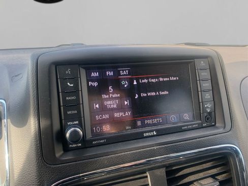 Used 2019 Dodge Grand Caravan SXT w/ Quick Order Package 29G SXT image 18