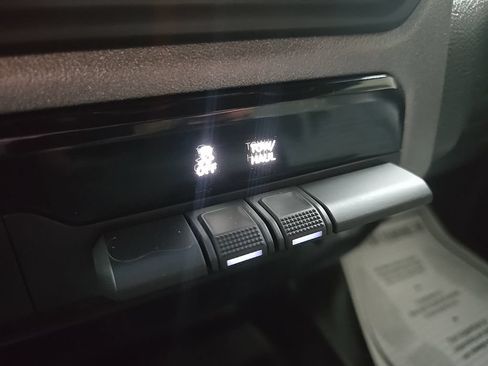 Used 2021 RAM 2500 Tradesman RWD image 64