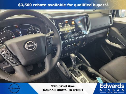 New 2026 Nissan Frontier SV w/ All-Weather Content Package AWD/4WD image 17
