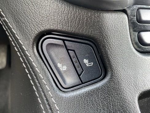 Used 2019 Chevrolet Tahoe LT AWD/4WD image 3