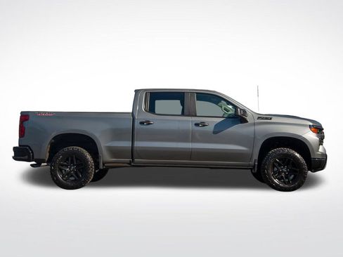 New 2026 Chevrolet Silverado 1500 Custom Trail Boss w/ LPO, Dark Essentials Package AWD/4WD image 5