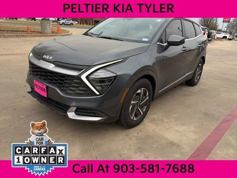 Certified 2025 Kia Sportage LX image 3