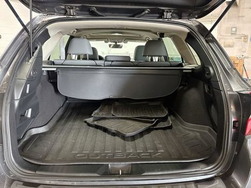 Used 2018 Subaru Outback 2.5i Limited AWD/4WD image 21