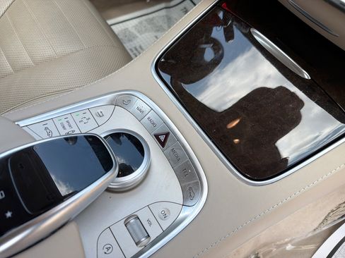 Used 2015 Mercedes-Benz S 550 4MATIC Sedan image 24