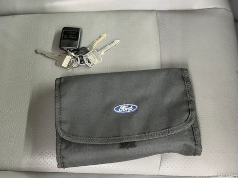 Used 2011 Ford E-150 and Econoline 150 w/ Commercial Cargo Van Pkg image 26