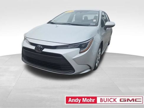 Used 2024 Toyota Corolla LE FWD image 7