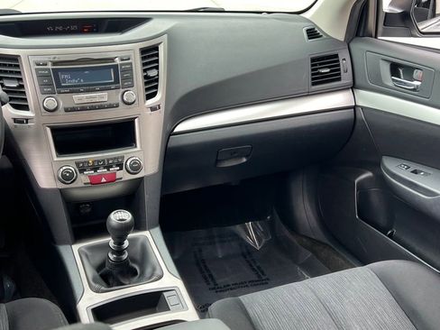 Used 2013 Subaru Legacy 2.5i AWD/4WD image 24