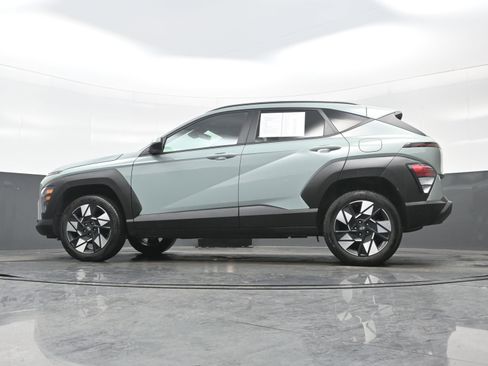 Certified 2025 Hyundai Kona SEL image 25