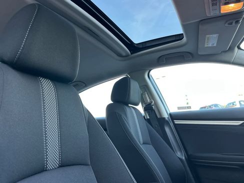 Used 2019 Honda Civic EX image 16