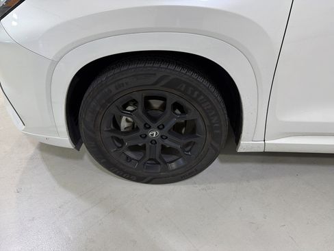 Used 2024 Lexus TX 350 FWD image 9