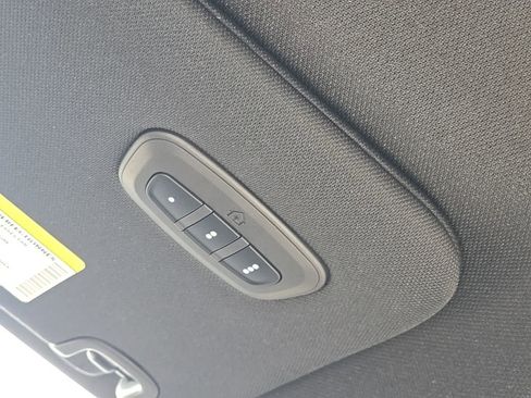 New 2026 Jeep Cherokee Limited image 28