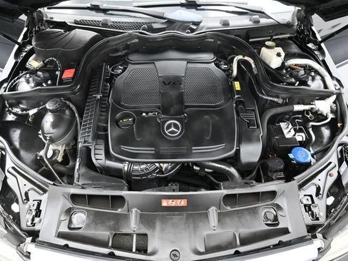 Used 2013 Mercedes-Benz C 300 4MATIC Sedan image 35