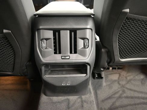 Used 2025 BMW X3 xDrive30i w/ Convenience Package image 31