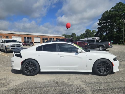 Used 2021 Dodge Charger Scat Pack w/ Daytona Edition Group RWD image 4