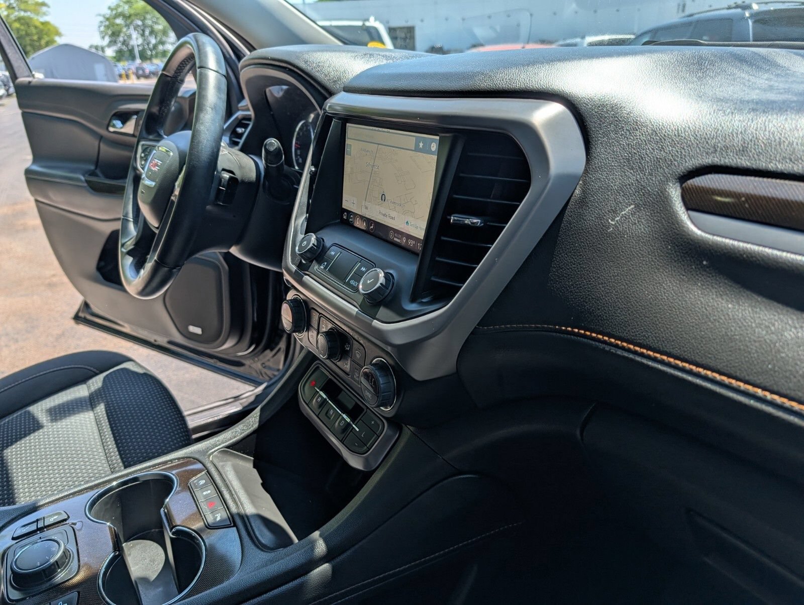 Used 2023 GMC Acadia AT4 w/ Trailering Package AWD/4WD image 28