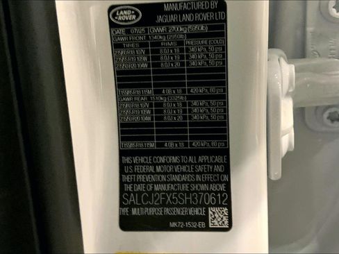 New 2025 Land Rover Discovery Sport S image 18