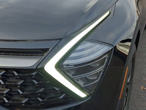 Certified 2023 Kia Sportage X-Pro Prestige image 9