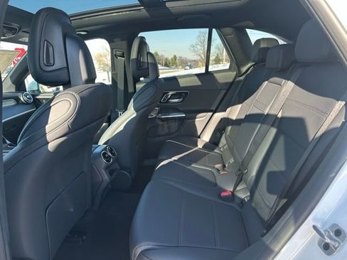Used 2026 Mercedes-Benz GLC 300 4MATIC image 19