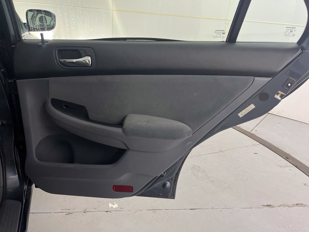 Used 2007 Honda Accord LX image 28