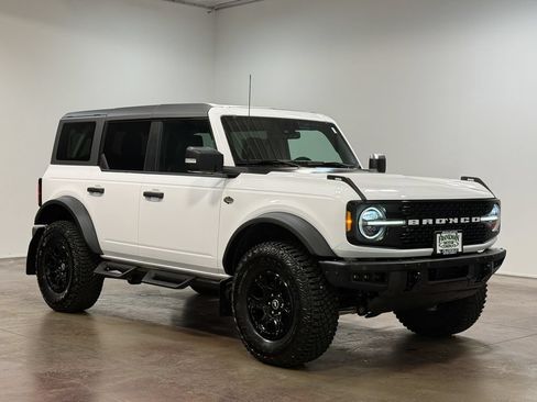Used 2024 Ford Bronco Wildtrak AWD/4WD image 22