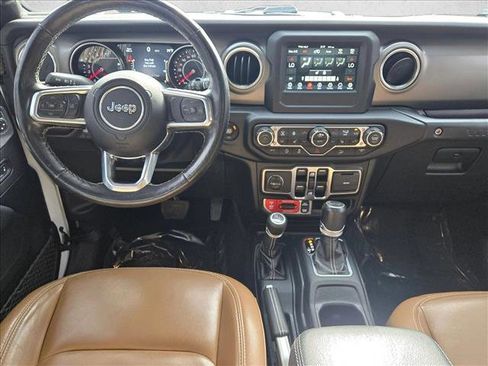 Used 2021 Jeep Wrangler Unlimited Rubicon w/ Cold Weather Group image 15